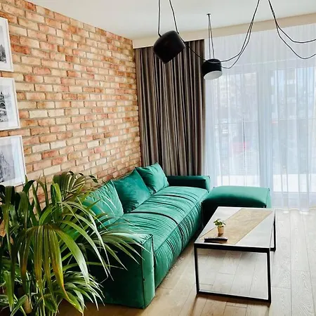 Apartment Loftowy Bohema Old Praga-north Warsaw