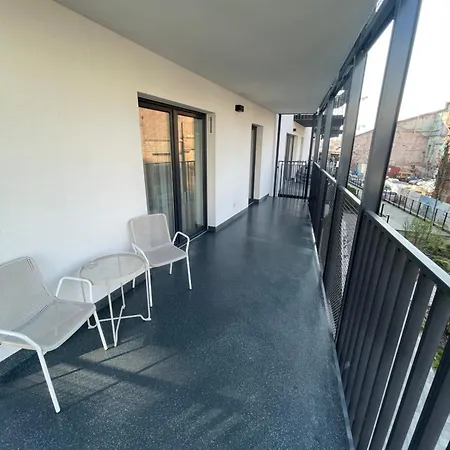 Apartment Loftowy Bohema Old Praga-north *